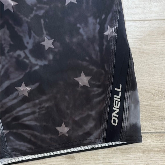 O'Neill Set of 2 Superfreak Board Shorts size 30 waist/20-21 length Ex Condition - Picture 14 of 16